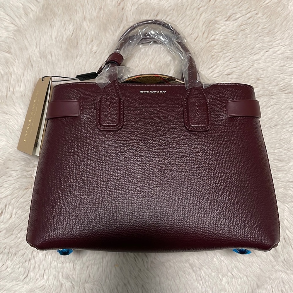 Burberry banner bag (small)